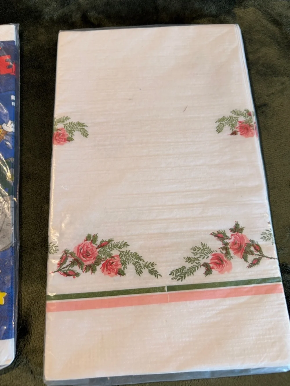 Vintage tablecover bundle 90s